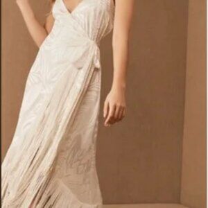 Ivory Beach Resort Wedding dress Azulu Size L